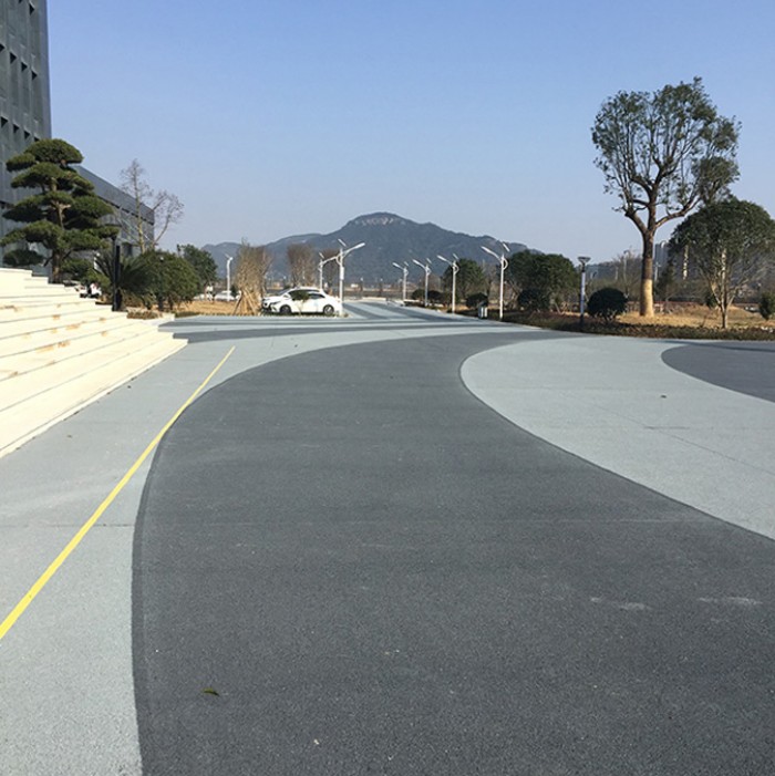 彩色透水混凝土规格齐全 打造生态透水地坪的全面指南